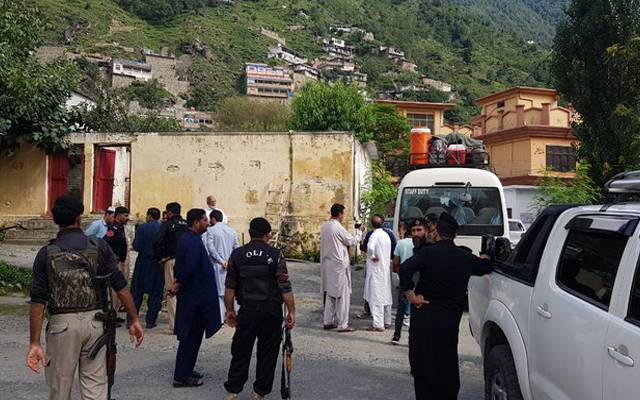 Tourists robbed in Swat