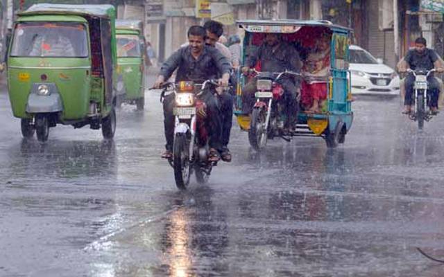 Rain in Lahore