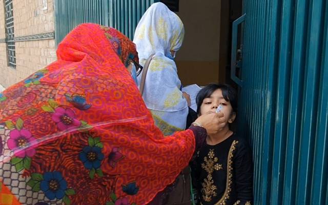 polio worker lahore