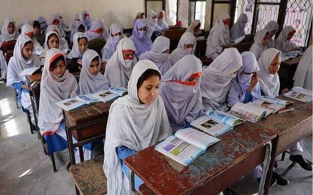 girls in school class room