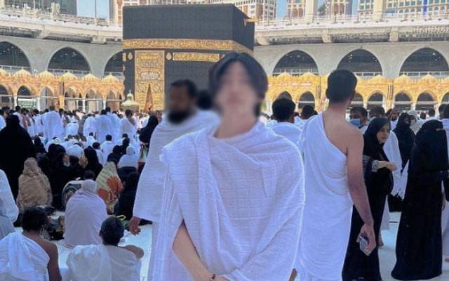 Daud Kim performed Umrah