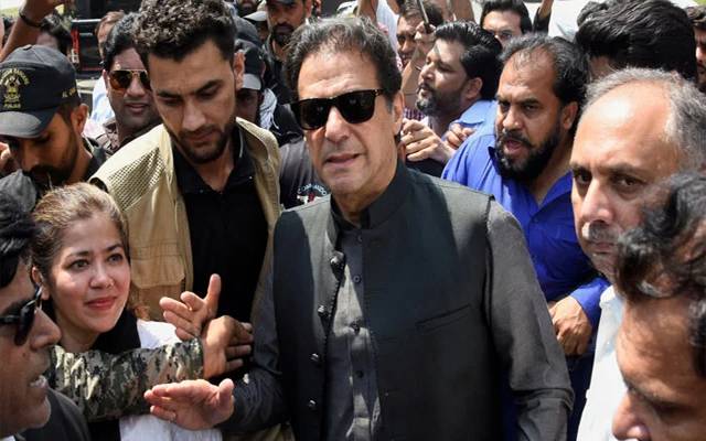 عمران خان کا سیاسی مفاہمت اور سیاستدانوں سے بات چیت کے سوال کا جواب دینے سے گریز