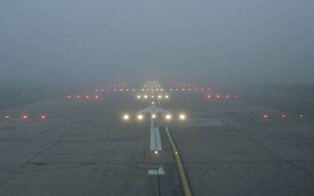 Airlines hit by fog, Lahore Airport, City42, Pakistan 260 flights canceled, 