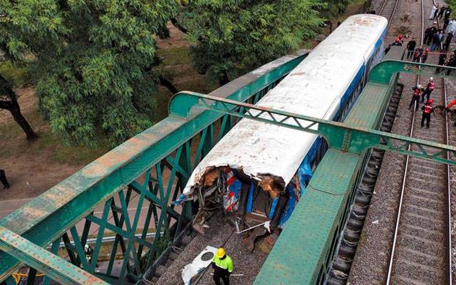 Trains head on Collison, Trains accident, Argentine, City42 