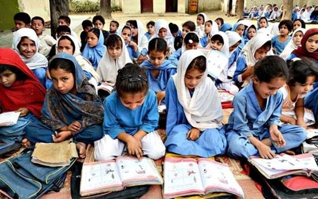 Punjab Schools, City42 , Education Emergency, No Teacher in the school