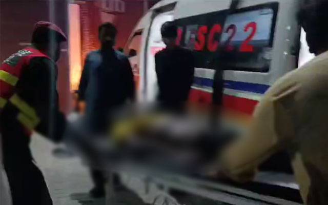  چوک سرور شہید؛ ٹرک اور مسافر وین میں خوفناک حادثہ، 13 افراد جاں بحق 