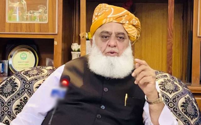 مولانا کی خدمات کو یاد رکھا جائے گا، قاضی عصمت اللہ کے انتقال پر فضل الرحمان کا اظہارافسوس