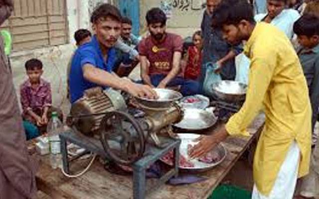  عید کا دوسرہ روز ؛ قیمہ بنانے والی دکانوں پر شہریوں کا رش 