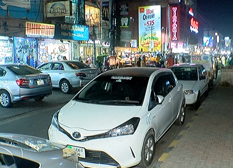 Illegal Parking stands, Link Road Model Town, City42 