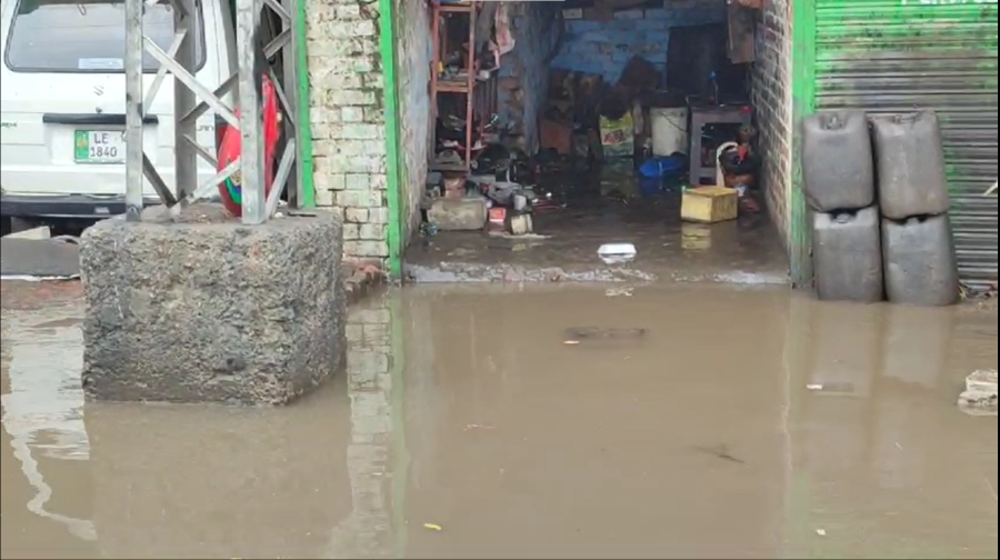 Peco Road rain water, city42, rain aftermaths, rain water management , Lahore rain, Sixth spell, monsoon rains 