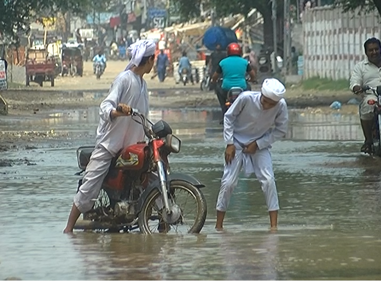 Jallo Mord, Faisal Bazar, City42, Sewerage water problem, Sewerage system collapsed 