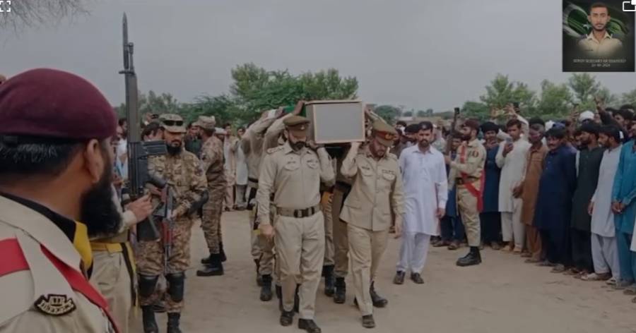 بلوچستان  حملوں کے شہدا مکمل فوجی اعزاز کے ساتھ آبائی علاقوں میں سپرد خاک 