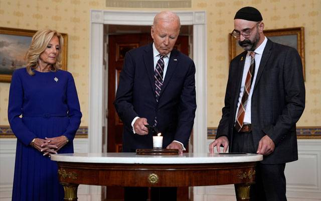 President Joe Biden, Fist Lady Jil Biden, Rabbi Aaron Alexander, the “El Malei Rachamim” 