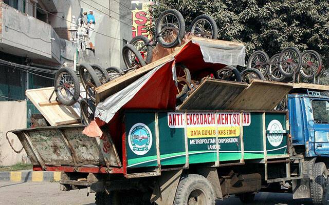 تجاوزات کے خلاف کارروائی ،1500سےزائدعارضی تجاوزات کاسامان ضبط 