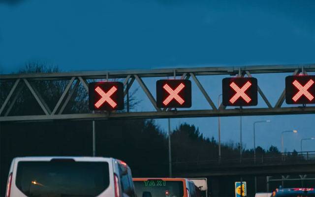 Motorway M4 Closed, city42 