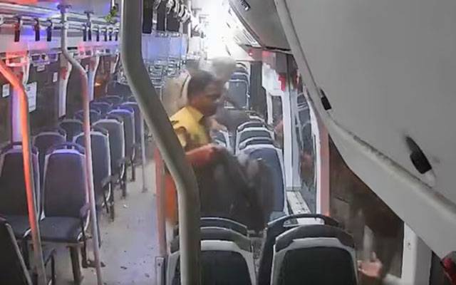 Mumbai Buss driver, City42 