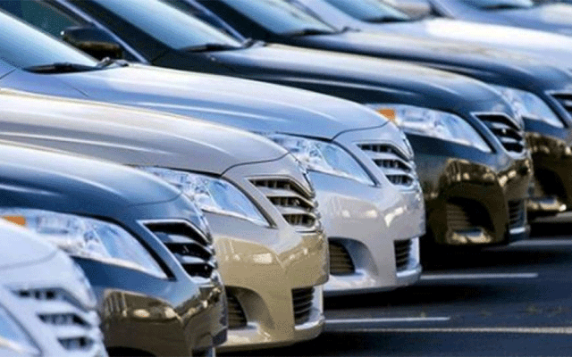 The country\'s largest car manufacturing company has announced to stop working