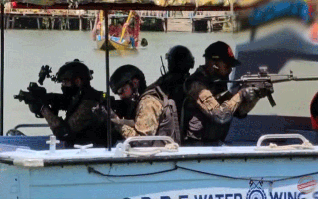 Dal Lake Occupied Kashmir, Water Wing and Valley QAT of CRPF conducts a drill in Dal Lake ahead of G20 event, City42 