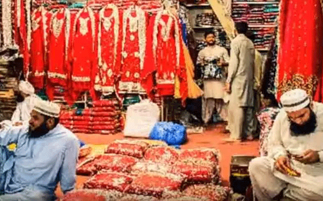 Azam Cloth Market, Lahore Traders, Markets, Youm Takbir Holiday, City42 