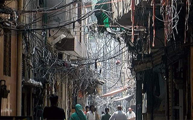 Mazang Bazar Hazardous Electricity wires, City42