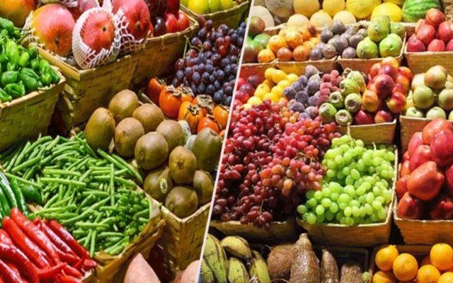 اوپن مارکیٹ میں زائد نرخوں میں  سبزیوں اور پھلوں کی فروخت جاری، سبزیوں  کے بعد  اب پھل بھی عام آدمی کی پہنچ سے دور  ہونے لگا۔