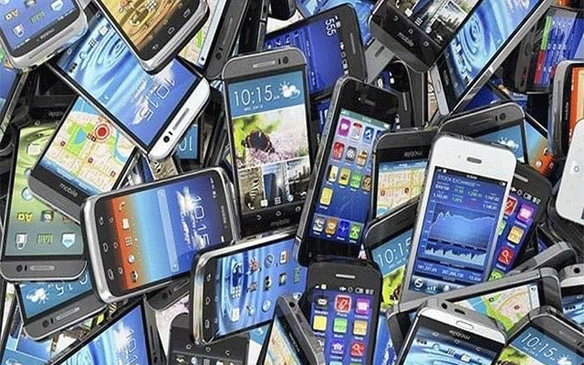 phones smuggling, Lahore Airport, Collectorate of Customs, City42